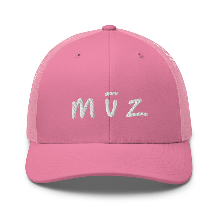 the mūz trademark Retro Trucker Cap (Pink / White)